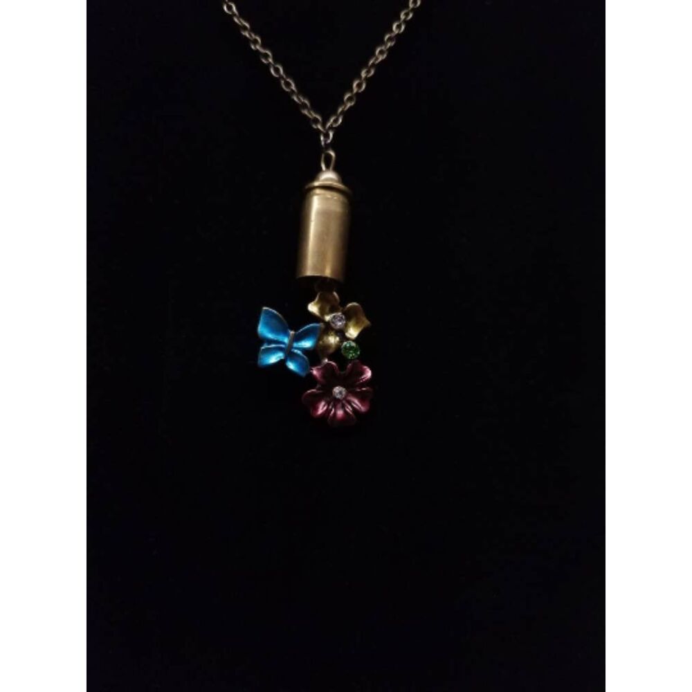 Metal flower charm bulletshell necklace